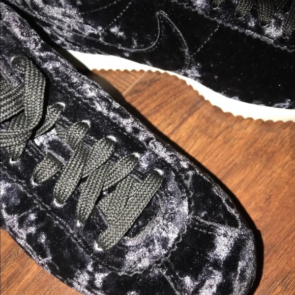 Velvet blue Cortez - Picture 3 of 7